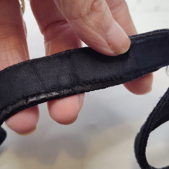 Genuine 1940's Corde' Art Deco Era Evening Purse. - Picture 10 of 13